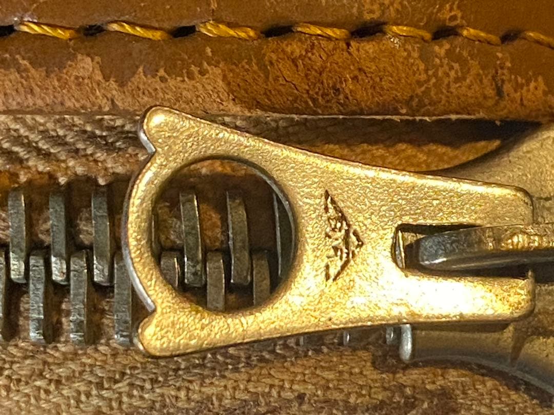 旅行用小型トランク（ヴィンテージ）