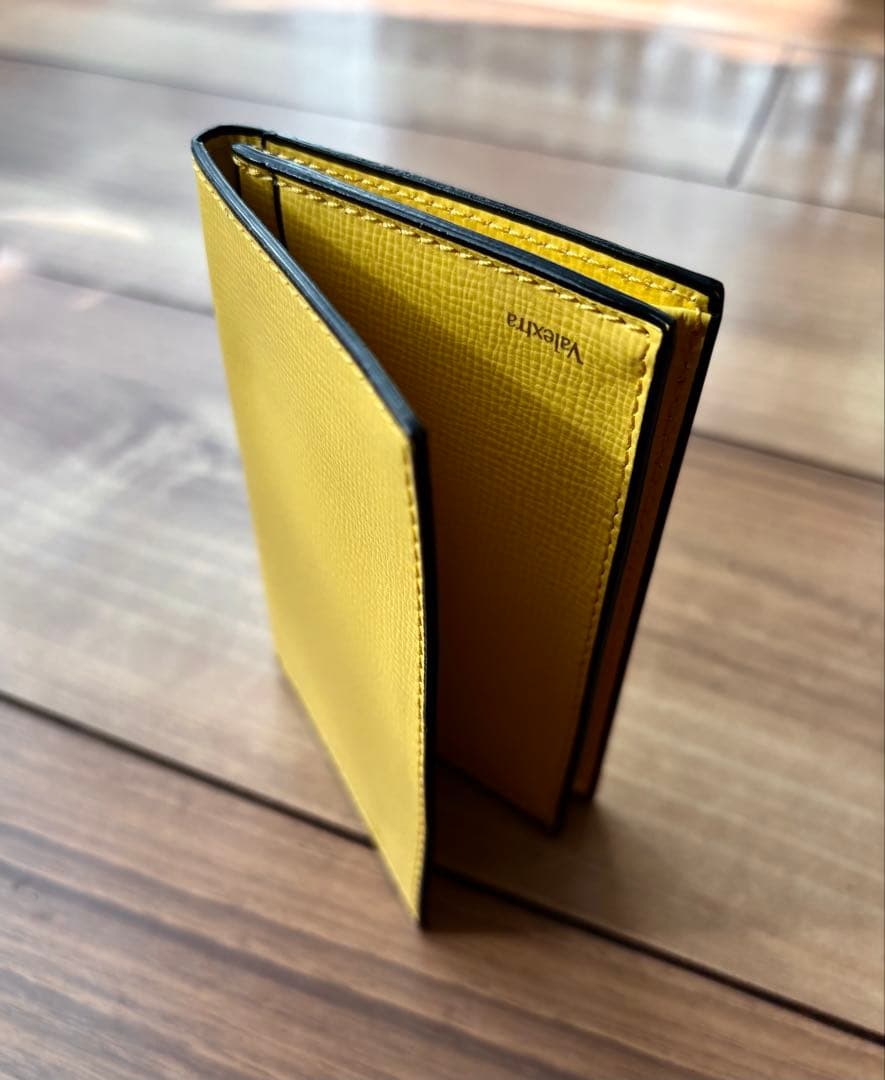 ヴァレクストラ Valextra 名刺ケース イエロー