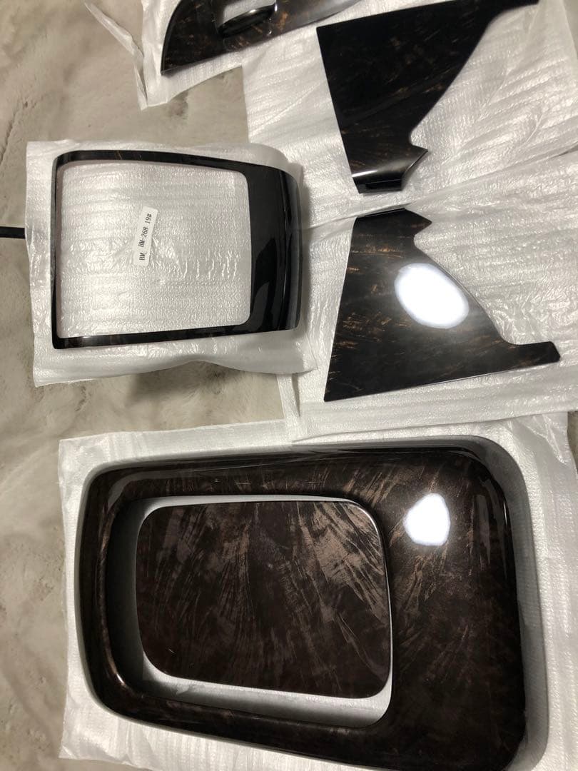 ハイエース インテリアパネル マホガニー 14個