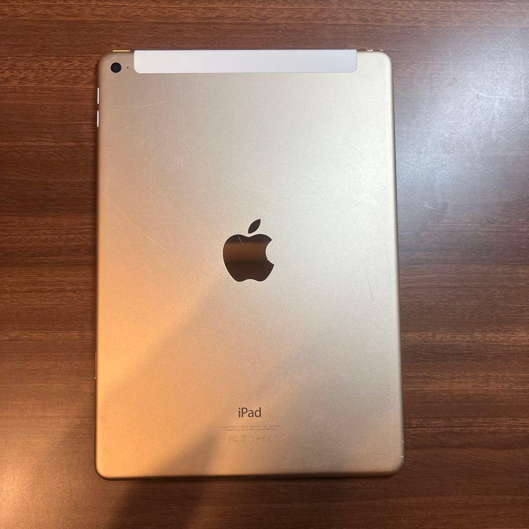 iPad Air2ゴールド 画面ひび割れあり