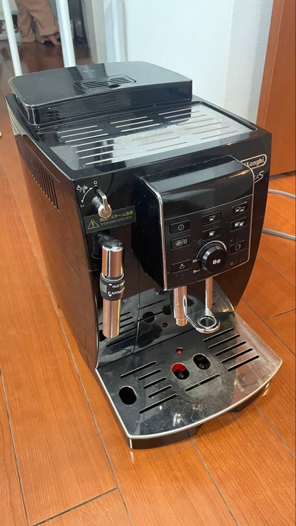 デロンギ　マグニフィカS 全自動エスプレッソマシン　ECAM23120BN