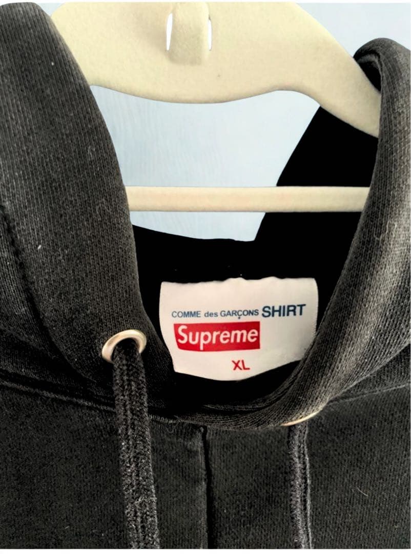Supreme Comme des Garçons Shirt パーカー　シュプ