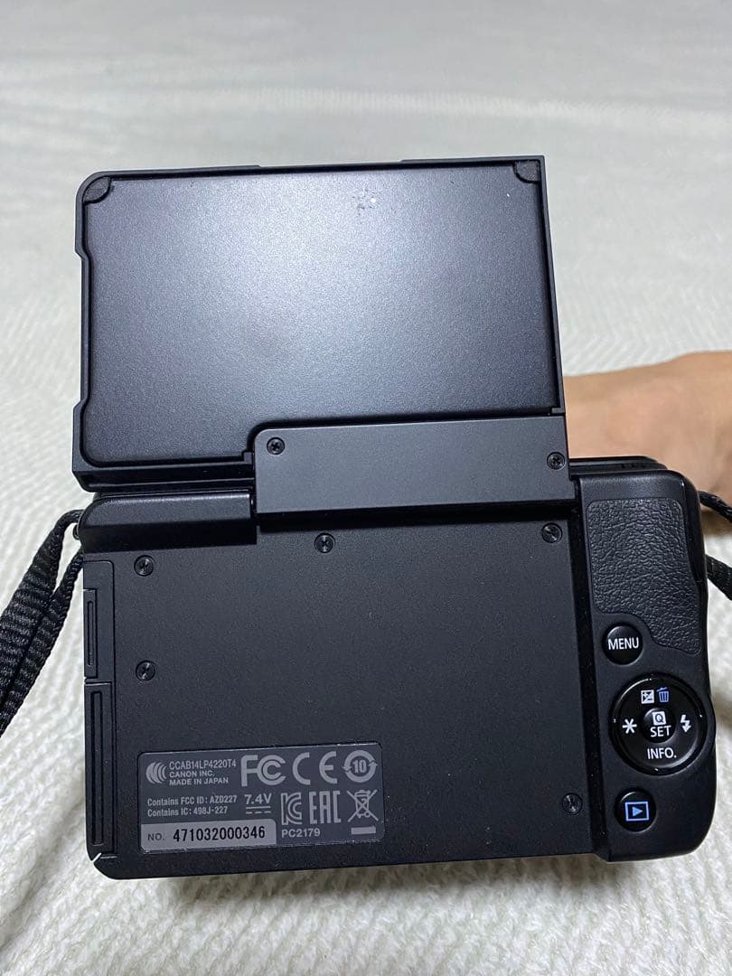 【お値下げ中★】Canon EOS M 10ミラーレス一眼 15-45mm