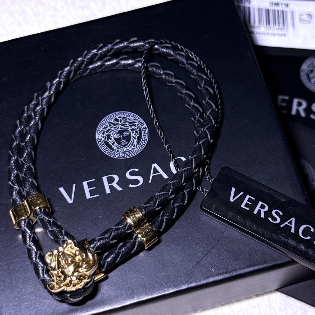【極美品】VERSACE メデューサ レザー ブレスレット ゴールド金具 黒