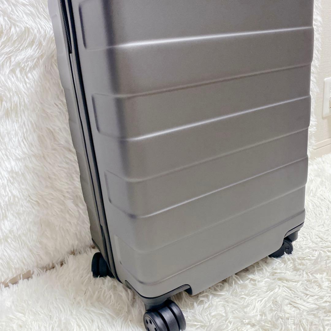 【未使用】 無印良品 バーを自由に調節できる ハード キャリーケース 36L