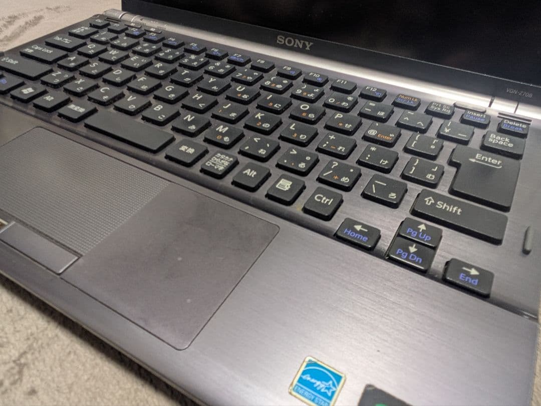 SONY VAIO VGN-Z70B（PCG-6X4N）