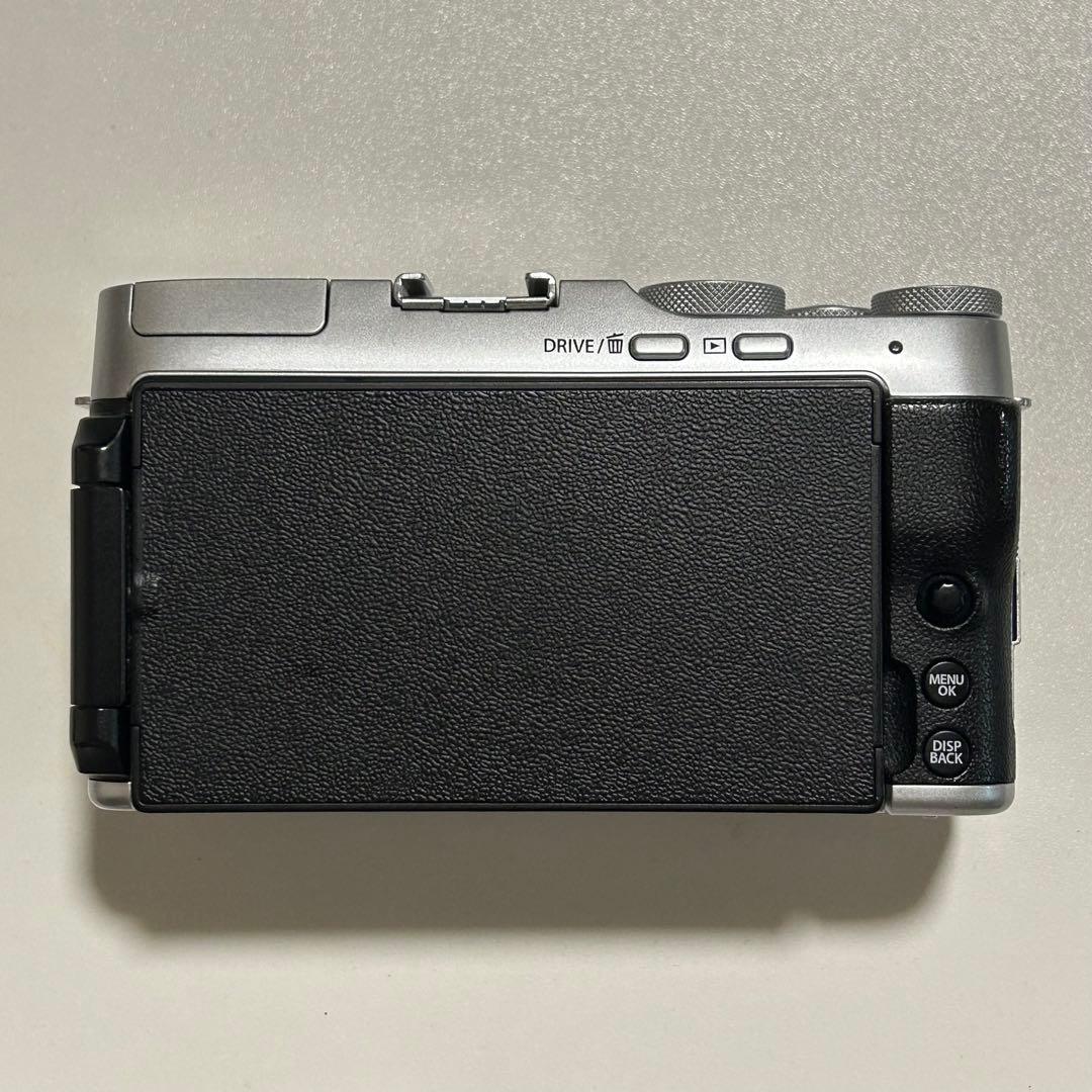 FUJIFILM X-A7 レンズ2本セット15-45mm＋25mm(新品)