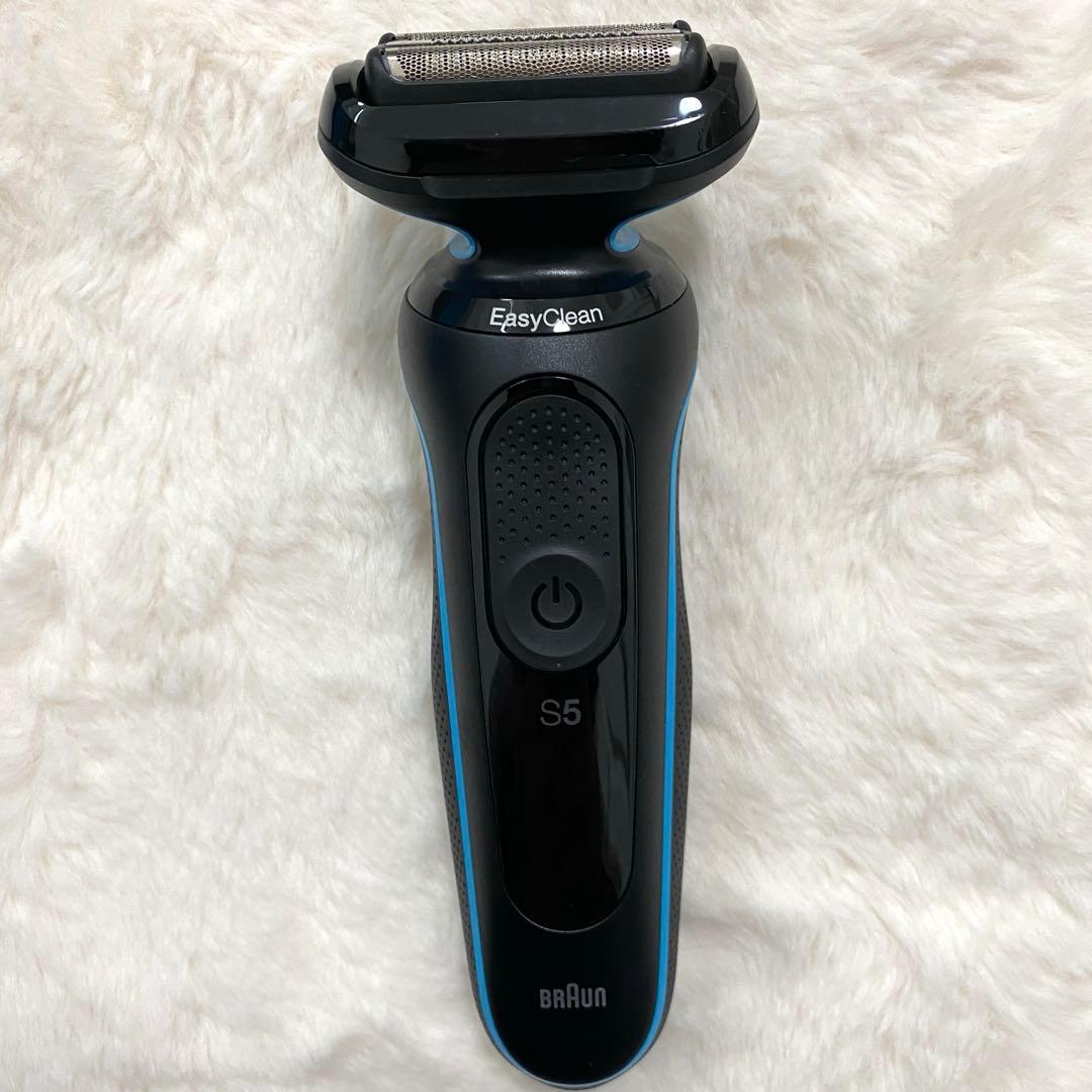 ほぼ新品　BRAUN シリーズ5 メンズ　電気シェーバー