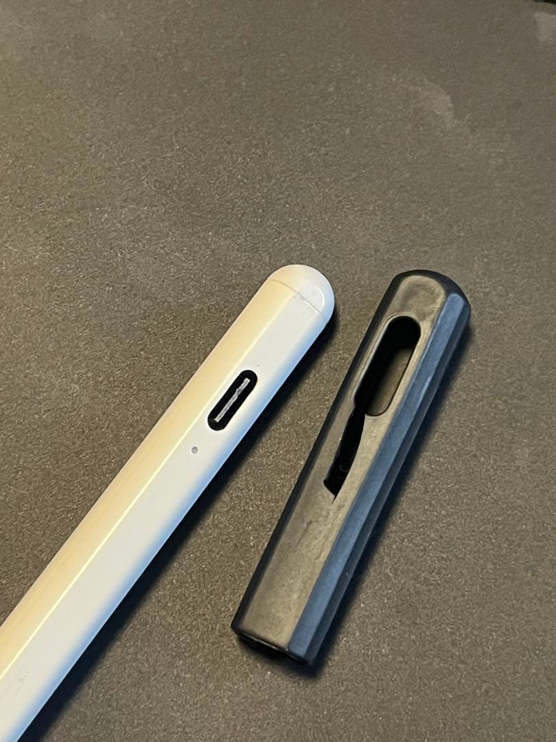 マ*ー様 Apple iPad 6世代　32GB セルラーモデル　ペンシル付き