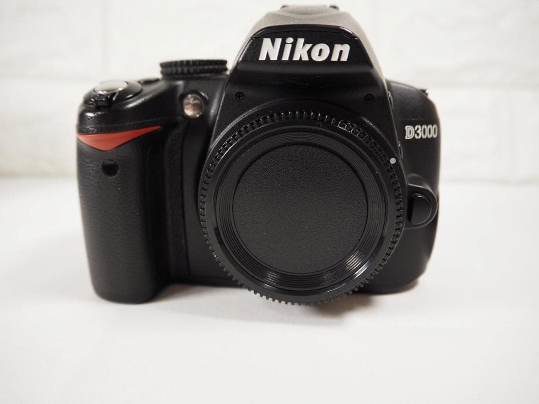 Nikon 一眼レフカメラ　D3000　レンズキット