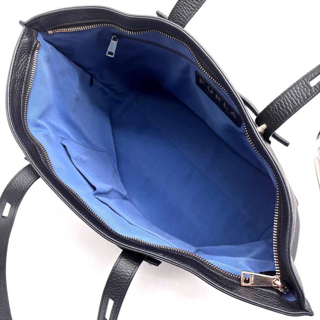 ✨美品✨フルラ　ジョーヴェ　トートバッグ　　A4可　2way　舟型　自立　黒