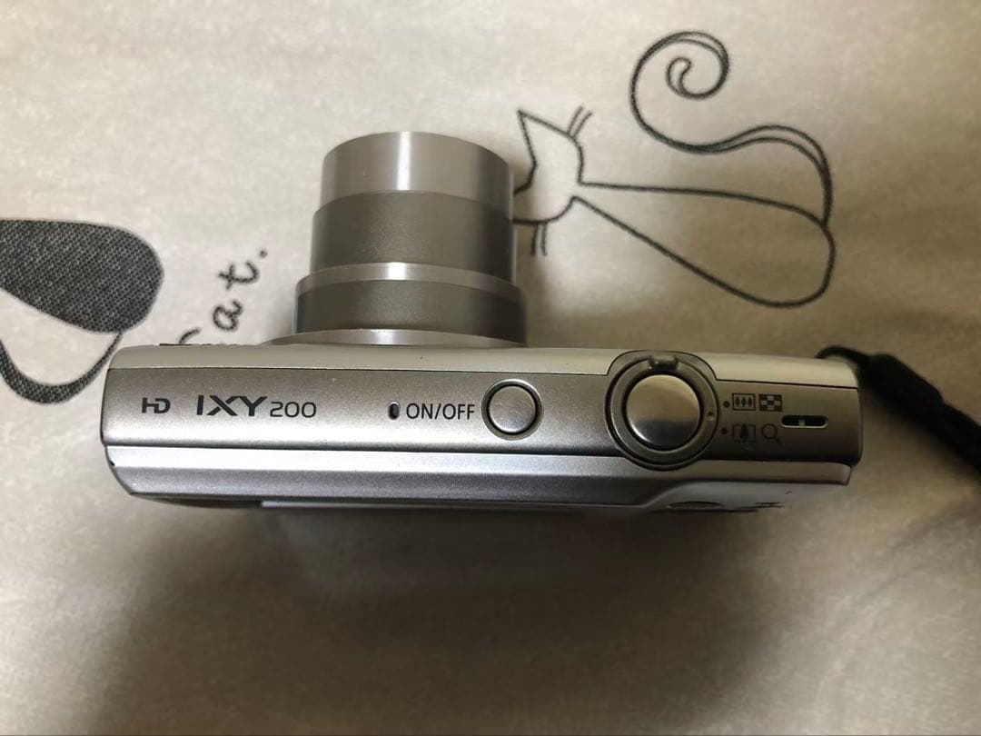 Canon IXY 200シルバー コンパクトデジタルカメラ