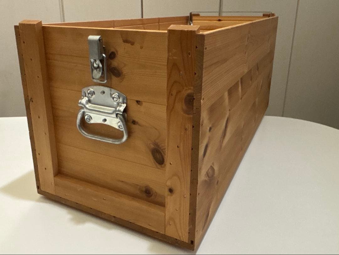 mobley works Military Box ※仕切り板がありません