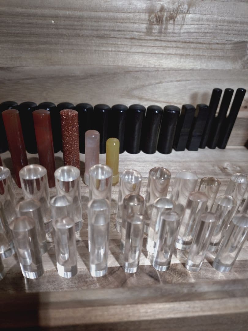 印材の山 水晶 水牛 瑪瑙石など