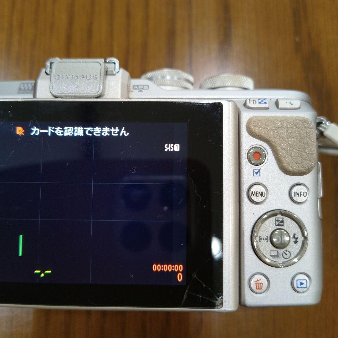 OLYMPUS PEN E-PL8 ホワイト ボディ