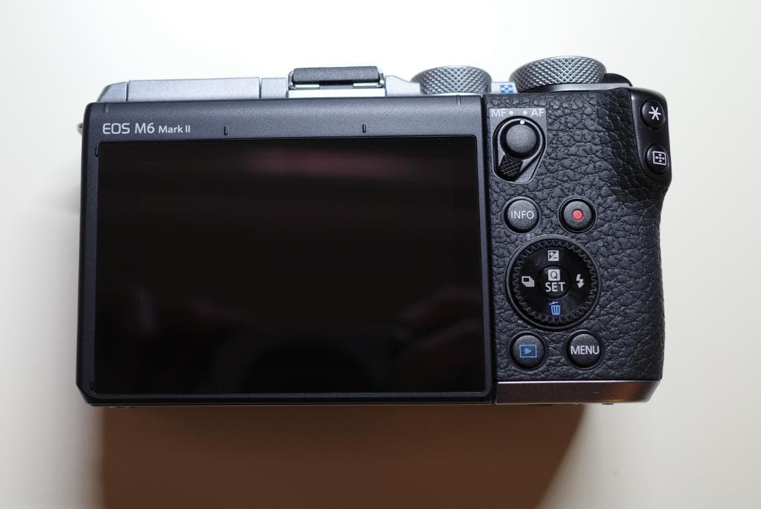 Canon EOS M6 Mark II ミラーレス一眼カメラ