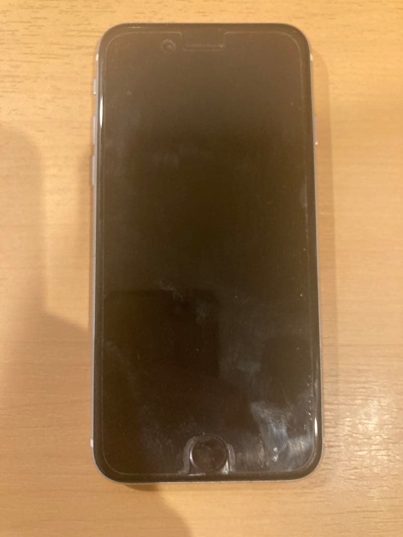 Apple iPhone se 第2世代 64GB ホワイト　SIMフリー