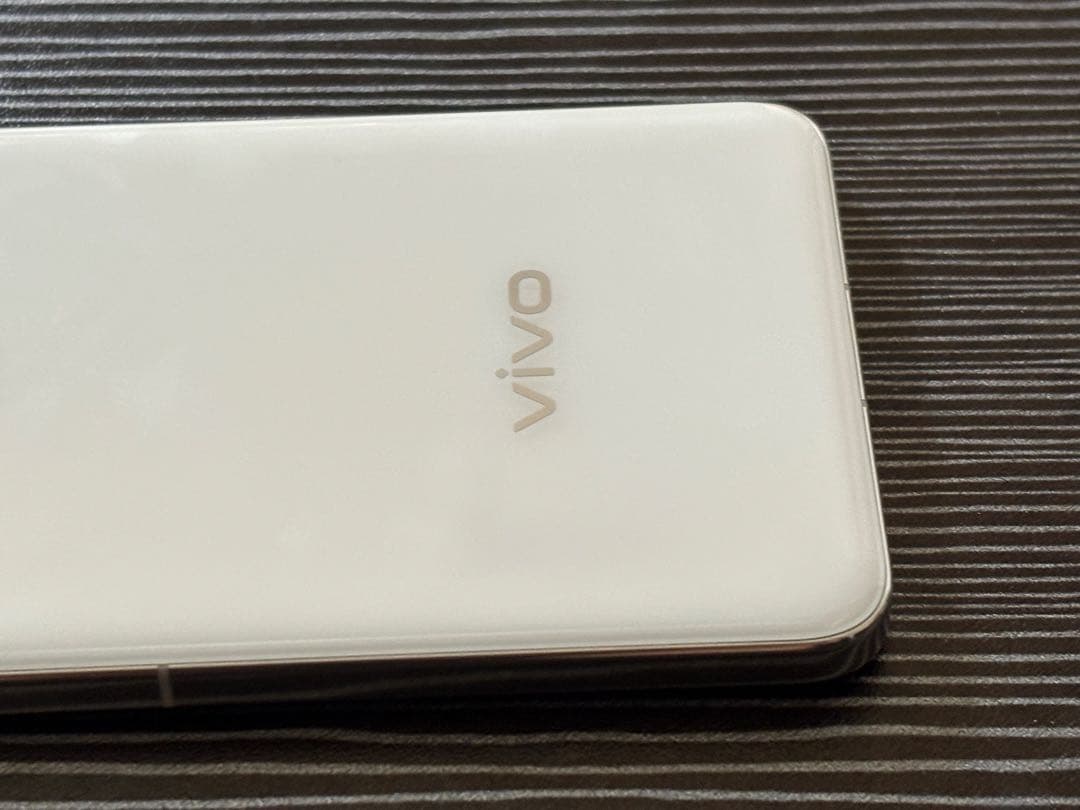 vivo X200 Pro 12/256 ホワイト
