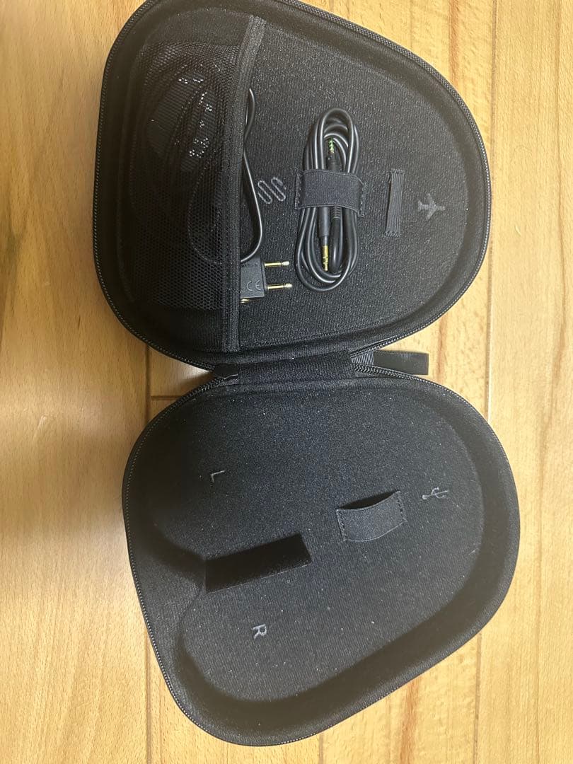 [ジャンク品]Sennheiser Momentum 4 ワイヤレスヘッドホン