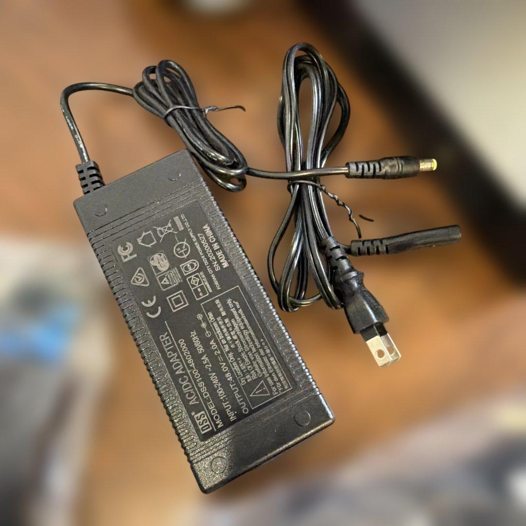 防犯カメラ4台　500万画素　2TBHDD 12/15までお値下げ中‼️