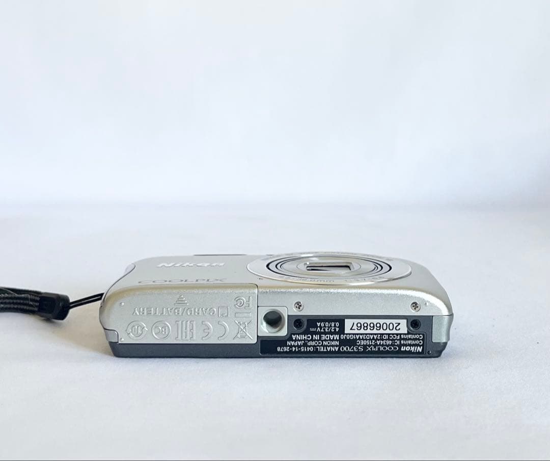 【完動品】Nikon Coolpix S3700 デジタルカメラ 動作確認済み