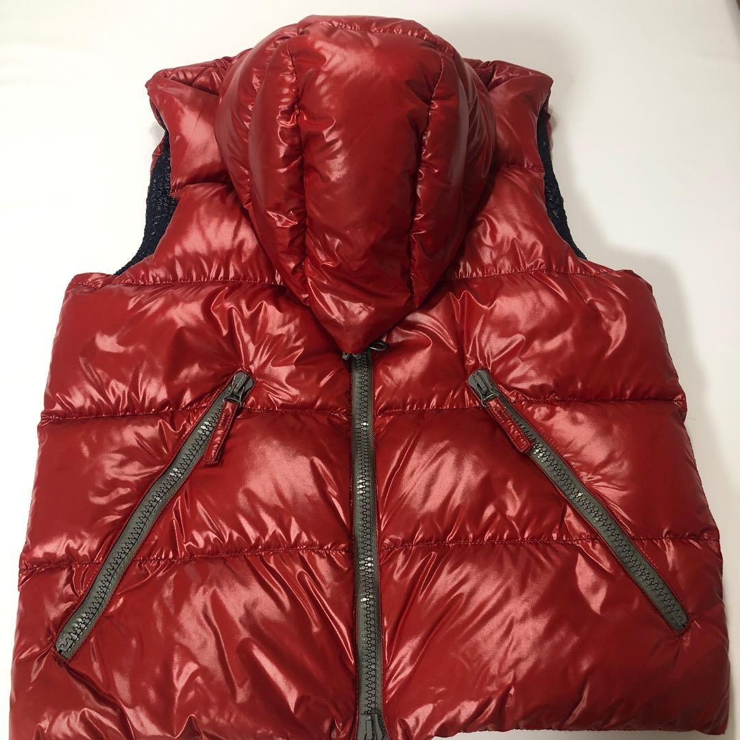【値下げ】デュベティカ　ダウンベスト　赤 サイズ46