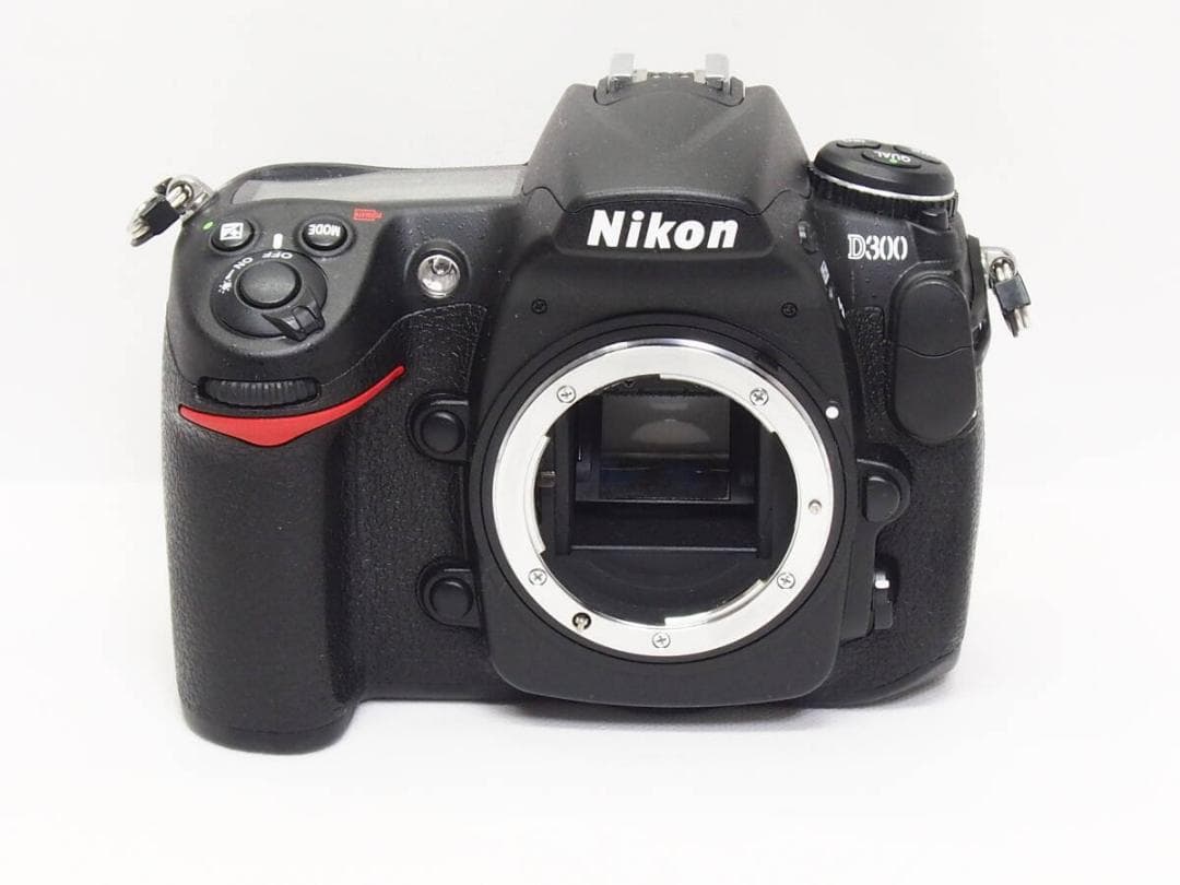 ■S数2775回■ ニコン Nikon D300 ボディ 《 美品 動作光学良好