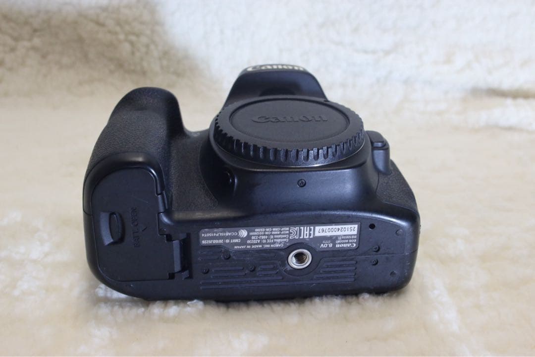 Canon EOS 80D ボディ　ジャンク