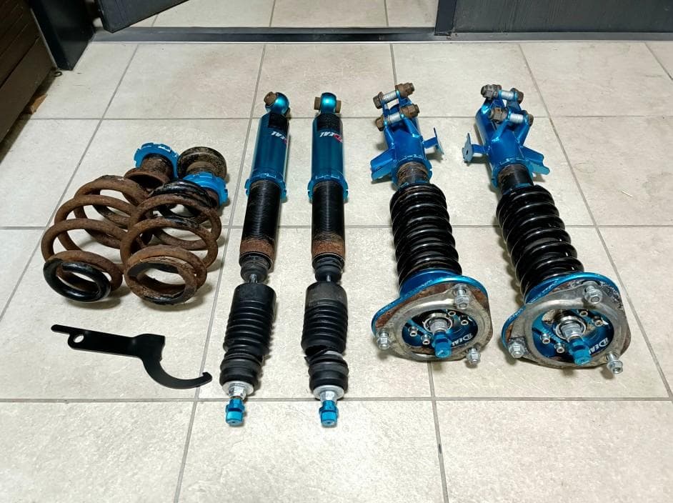 20アルファードヴェルファイア50エスティマフルタップ式車高調