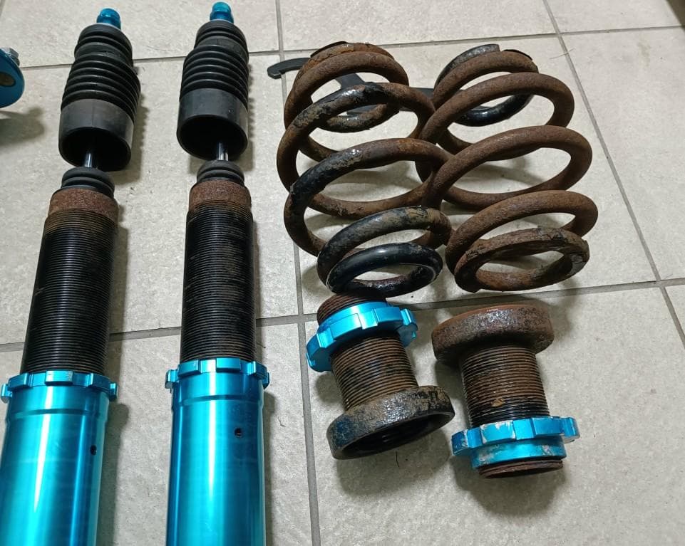 20アルファードヴェルファイア50エスティマフルタップ式車高調