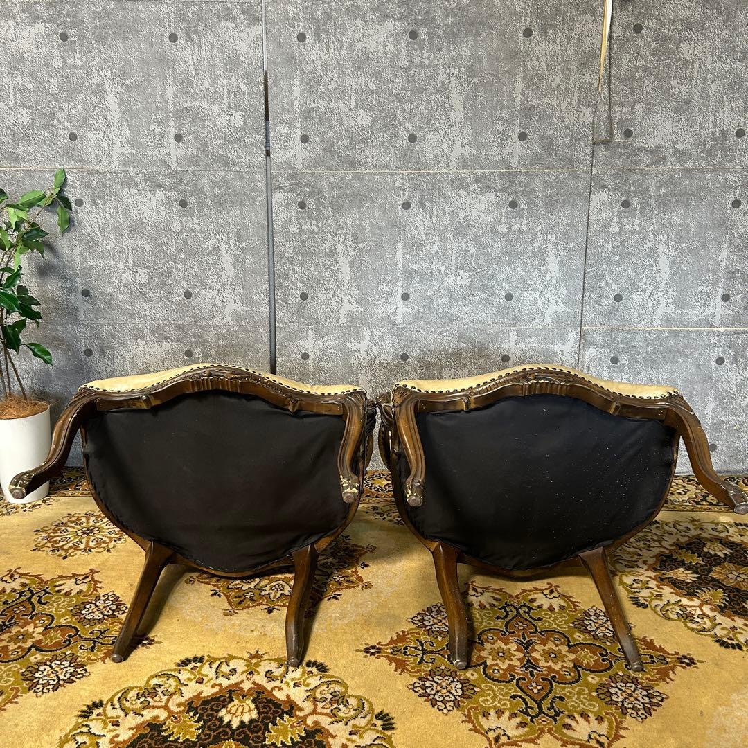 カナ5꧁クラシック家具꧂シンフォニーチェア サロン アーム 鋲打ち 猫脚