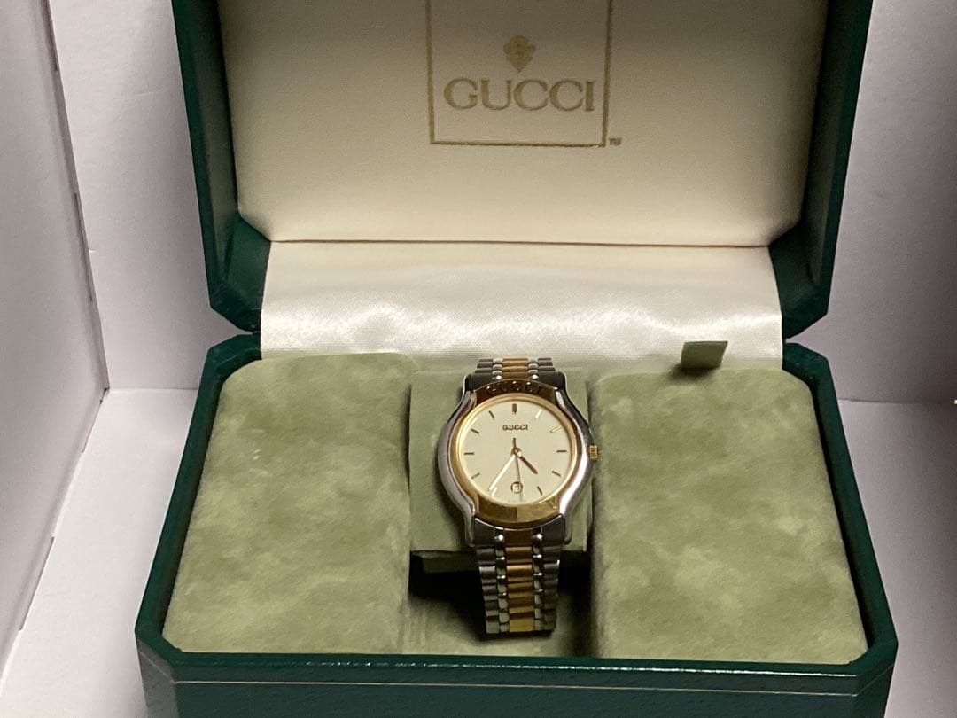 ほぼ美品グッチ動作品GUCCI アナログ時計 ゴールド/シルバー本物