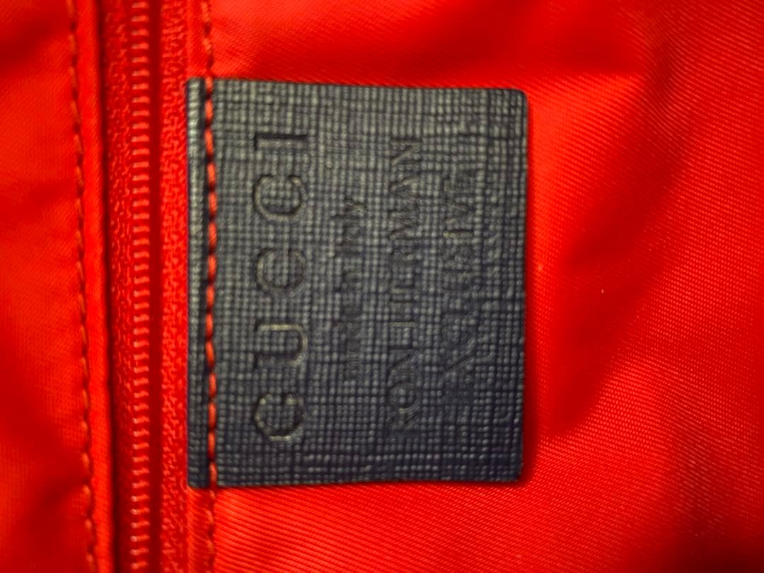 GUCCI ネイビー リュック UFO刺繍