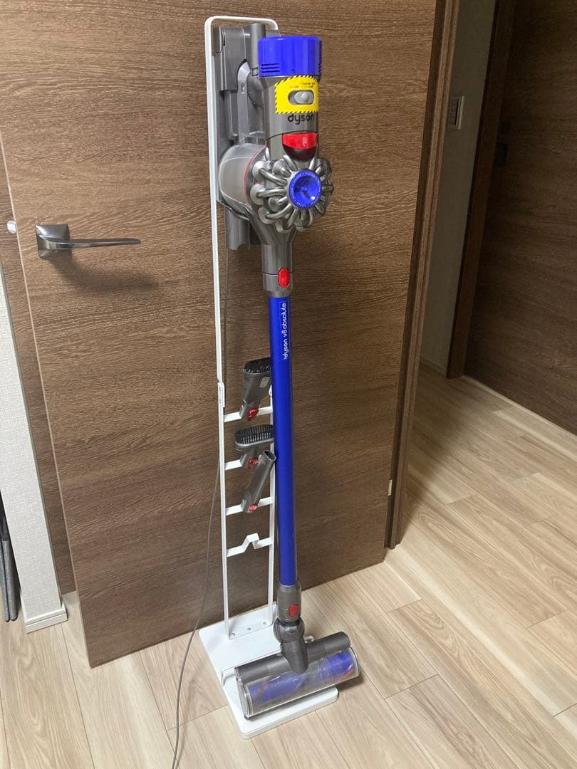 dyson ダイソン SV10 V8 コードレスクリーナー 掃除機
