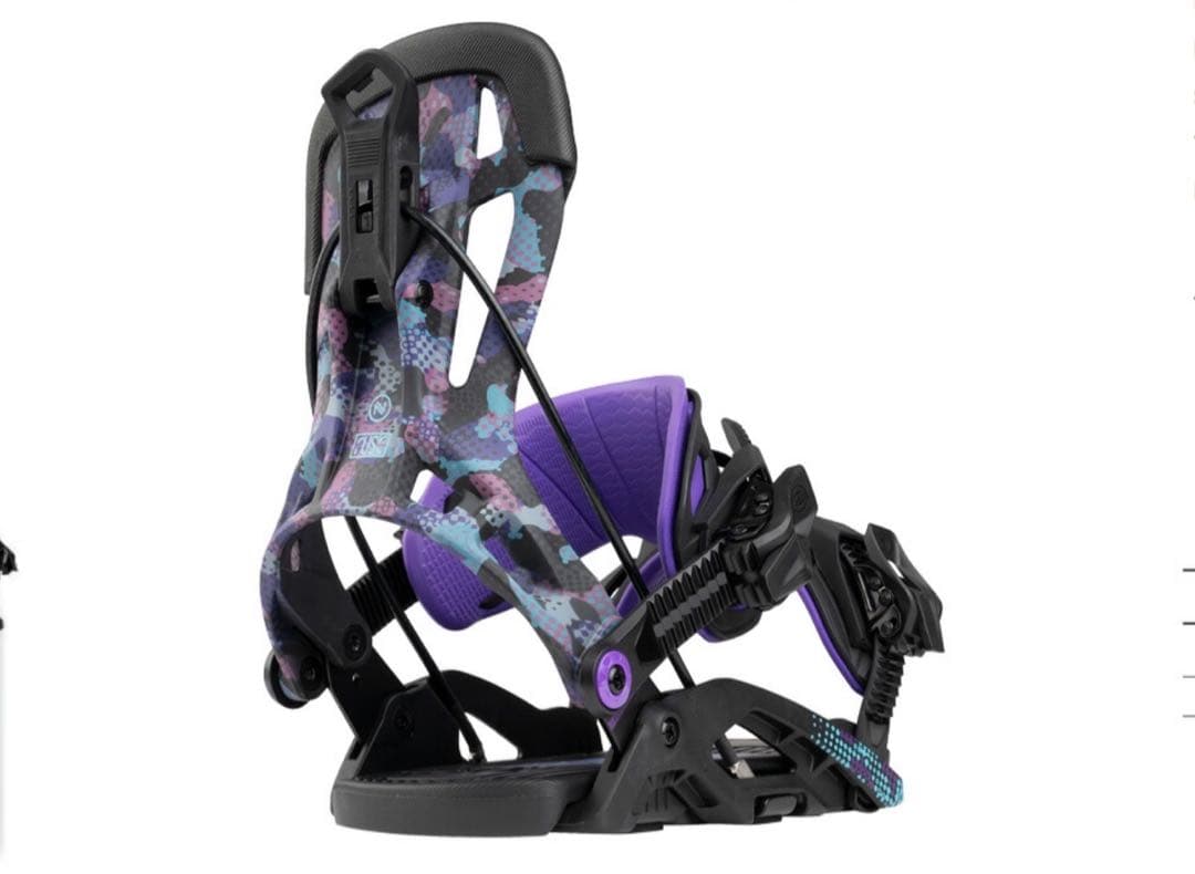 美品ナイデッカー　スーパーマチック限定カラー今季モデル