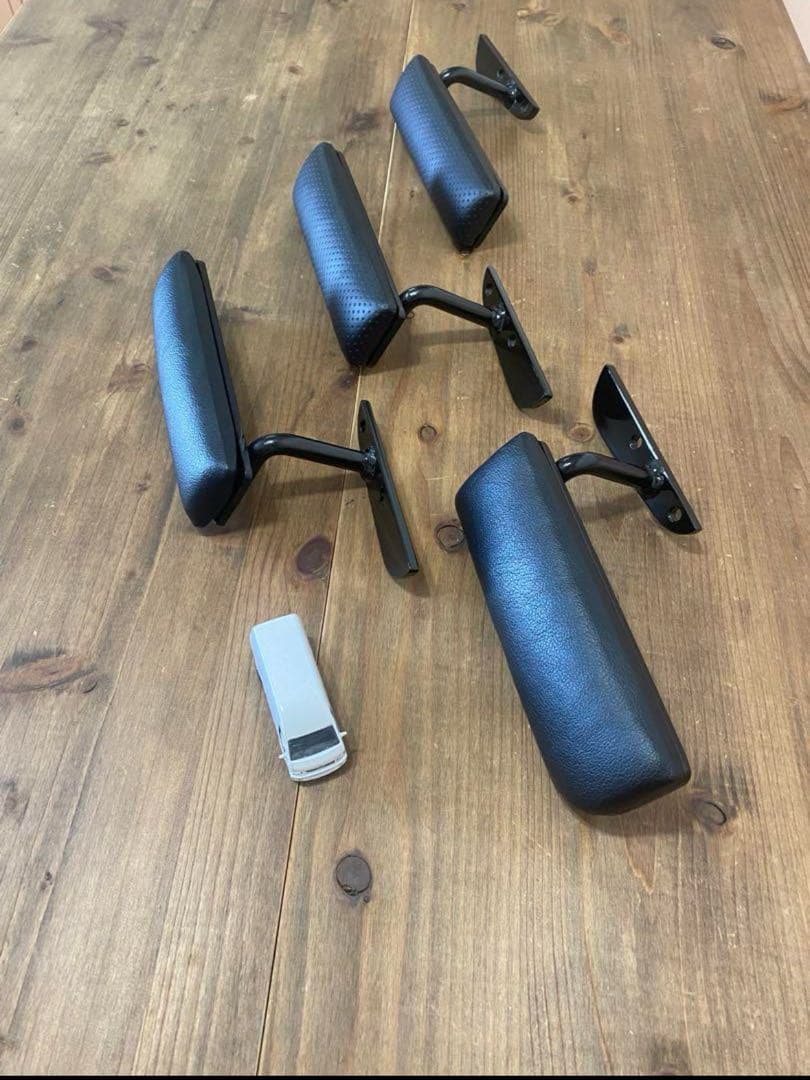 ハイエース200系　運転席側　アームレスト&フットレスト　超ワイドロングタイプ