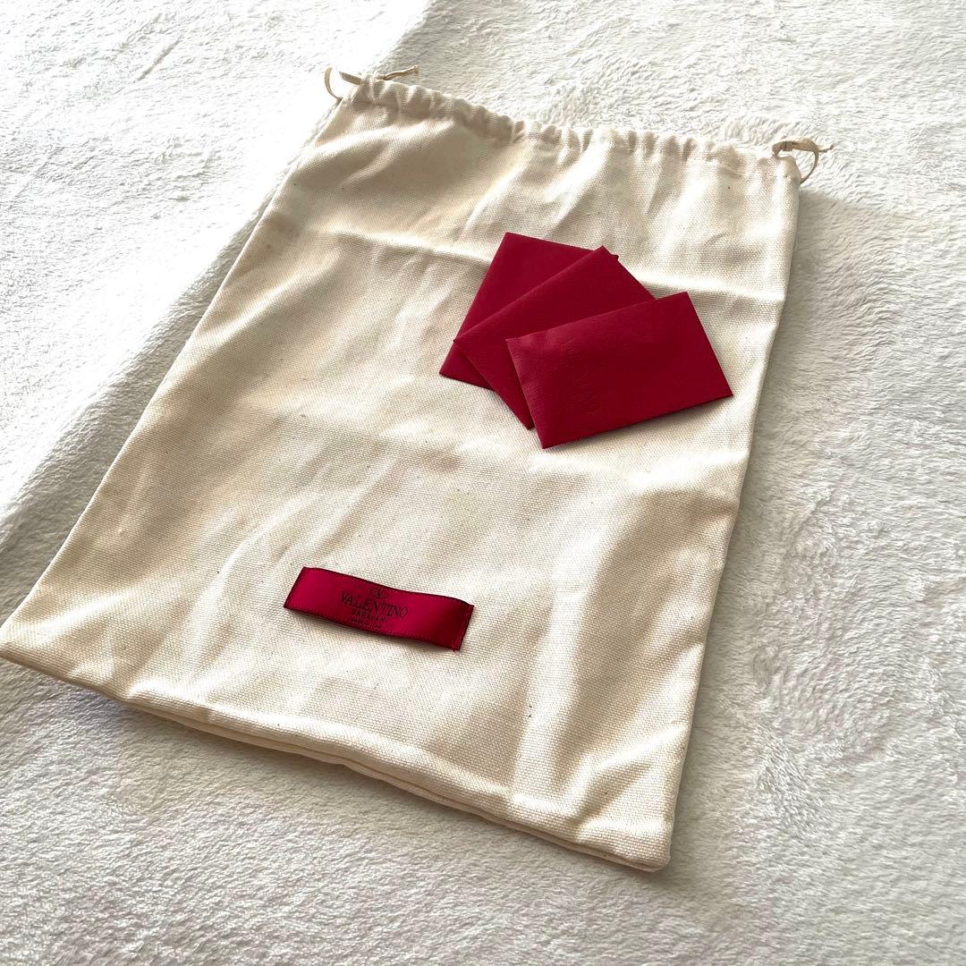 【美品】ヴァレンティノ エナメル ロック スタッズ パンプス 23cm ベージュ