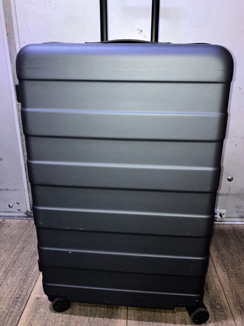 iskw様75L(中) バーを自由に調節できる ハードキャリーケース　黒系　鍵無