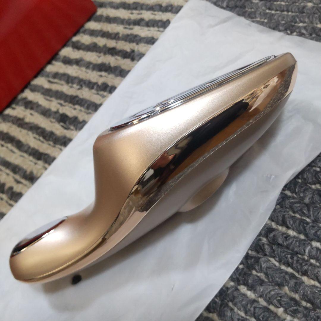 MEラボンエクラ 美顔器　IKKOプロデュース