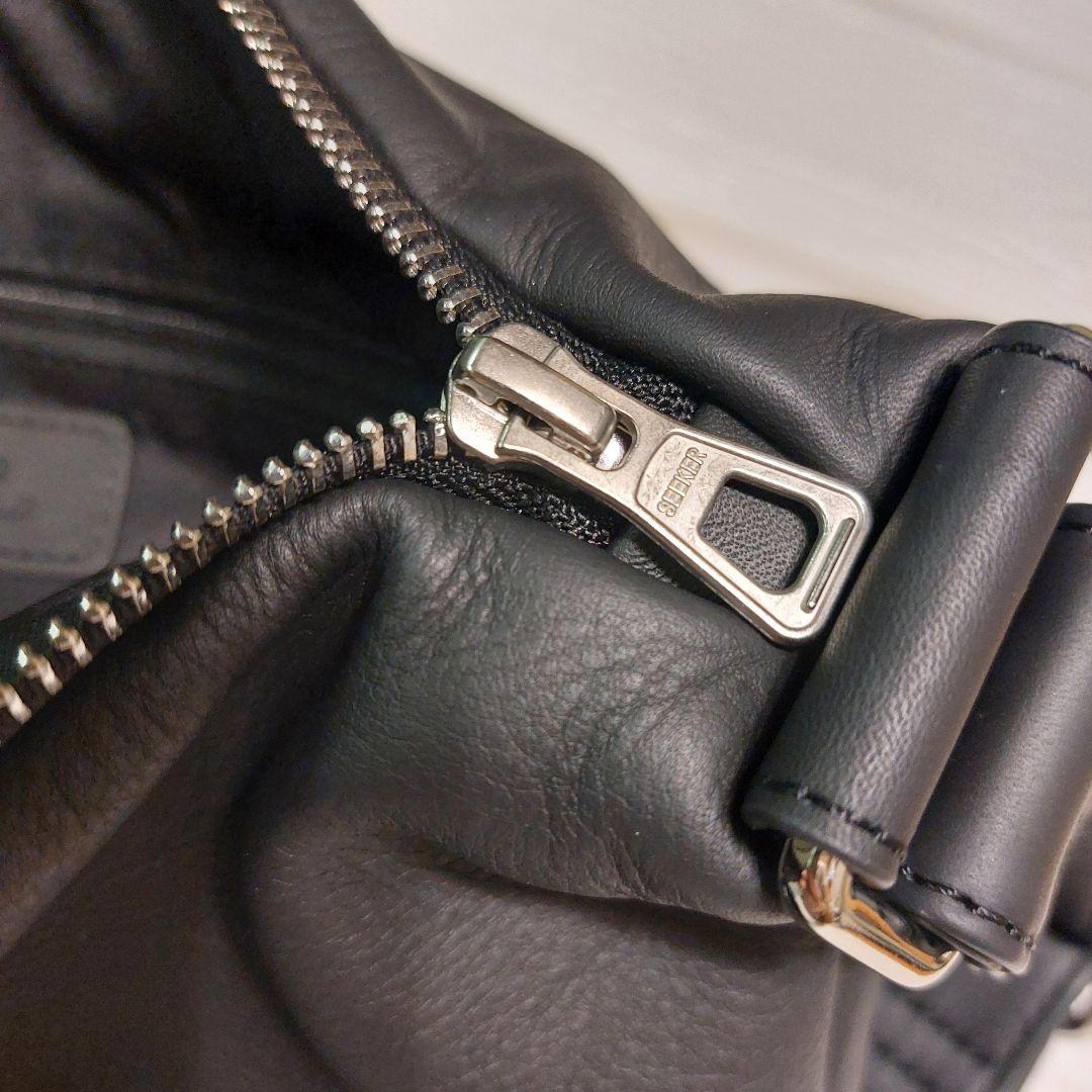 SEEKER（シーカー）MATTE ソフトレザー ボンディングショルダー黒