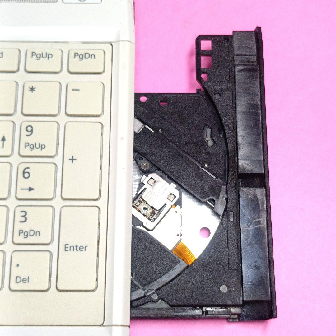 【とってもお買得‼️】オフィス✨大容量750GB✨カメラ付ノートパソコン✨設定済