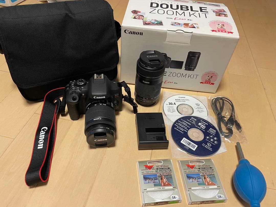 zero0713　CANON kiss x8i ダブルズームキット