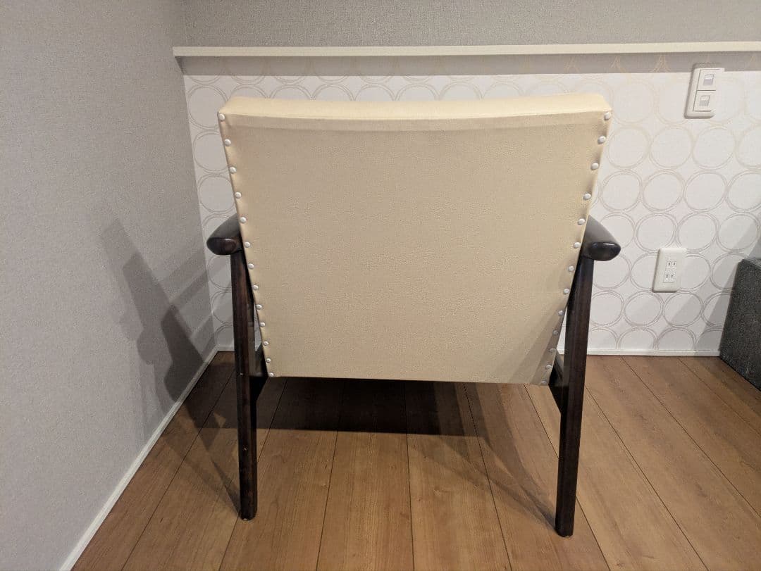 【カリモク60】 1人掛けソファ + オットマン セット Kチェア アイボリー