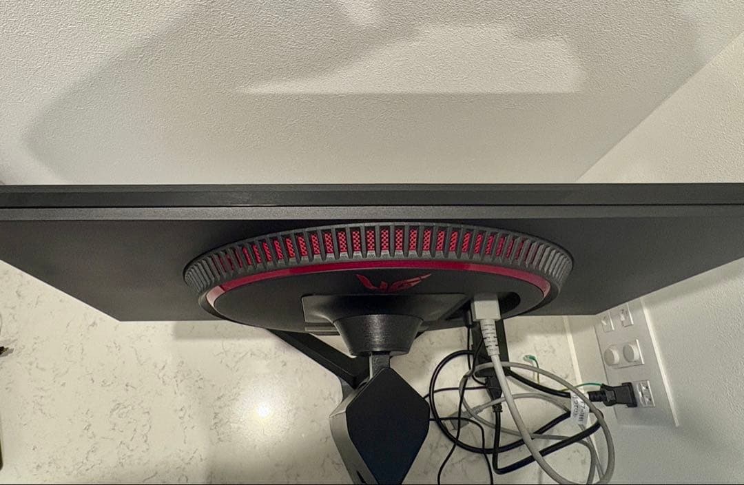 【美品】LG モニター 24インチ 24GN65R-B ディスプレイ