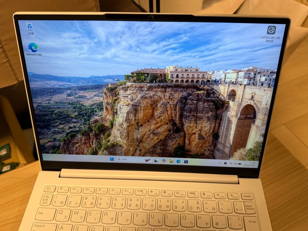 Windowsノート本体 Yoga Slim 750i Carbon i7-1165G7 Office