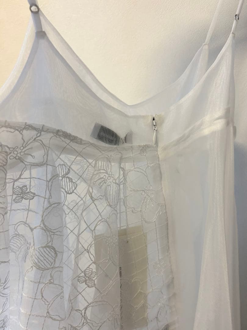 トップス RIV NOBUHIKO AMY EMBROIDERY TOP WHITE