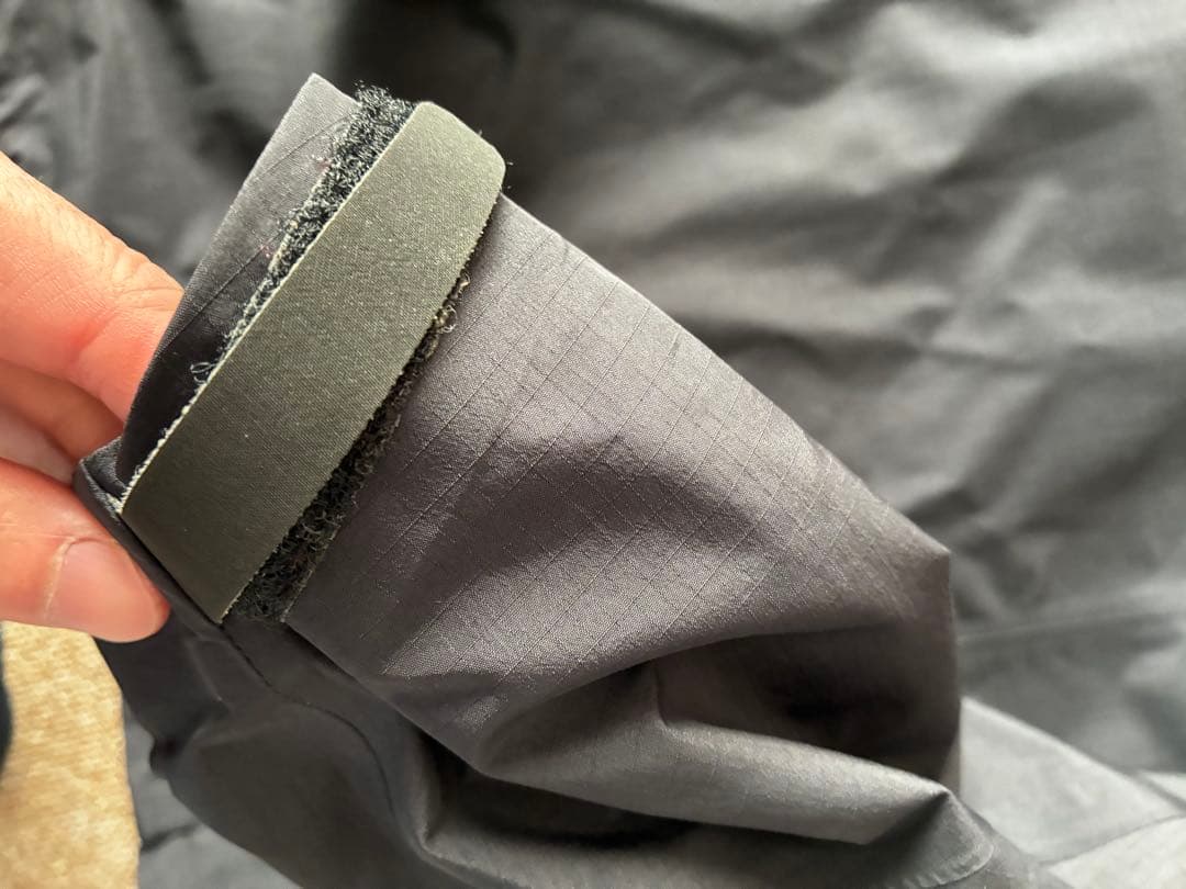 ジャケット・アウター ARC'TERYX BETA SL JACKET BLACK