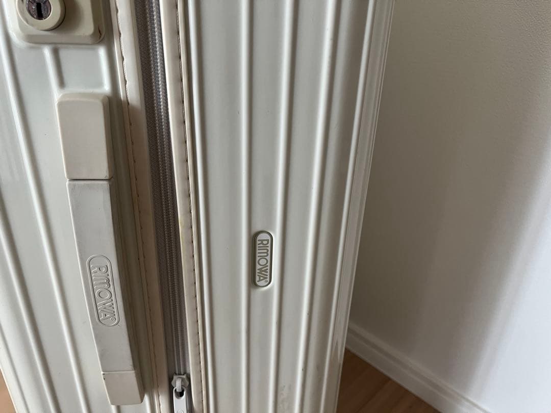 RIMOWA SALSA アローズ別 正規店修理後2回利用