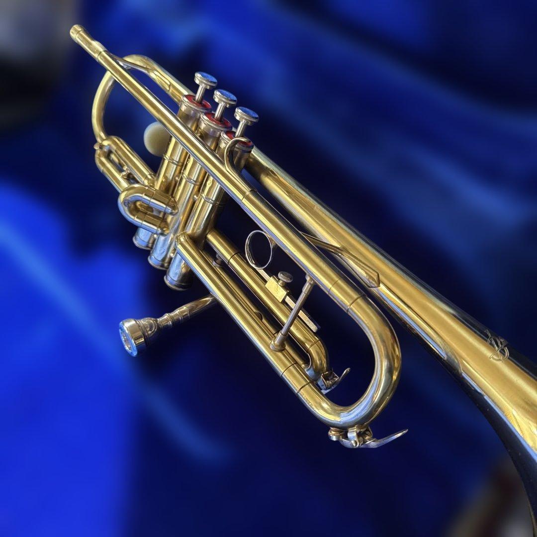 トランペット、ハードケー付き