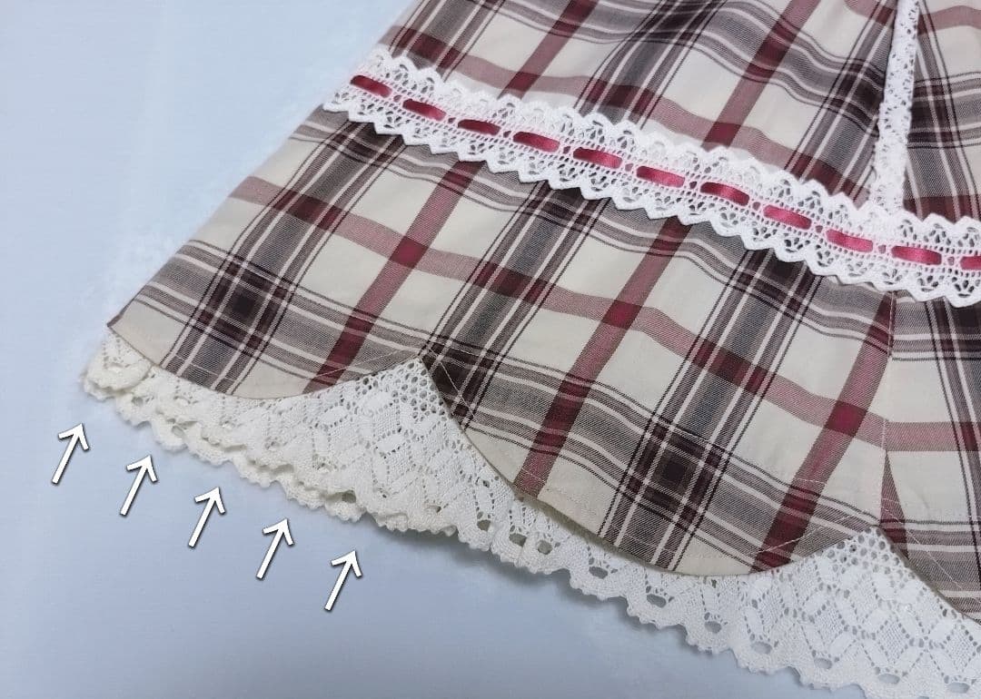 裾スカラップタータンチェックジャンパースカート 生成×エンジ